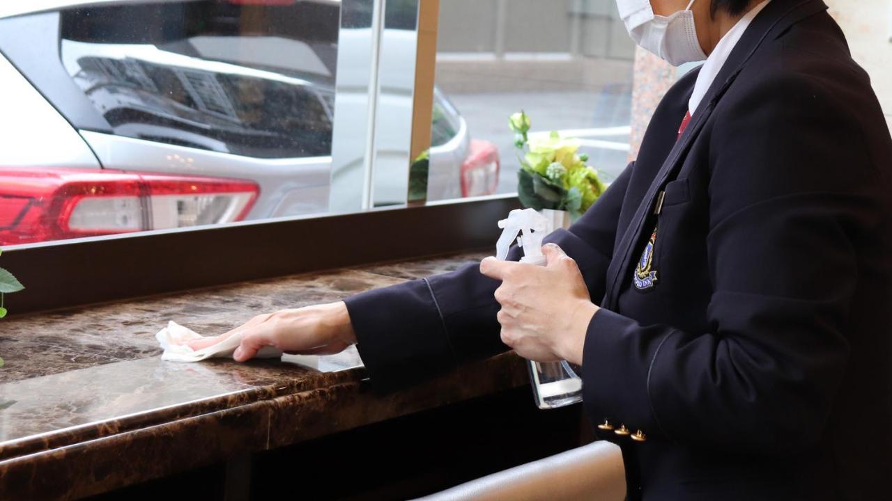 Toyoko Inn Tokyo Shinagawa-Eki Takanawa-Guchi Exterior photo